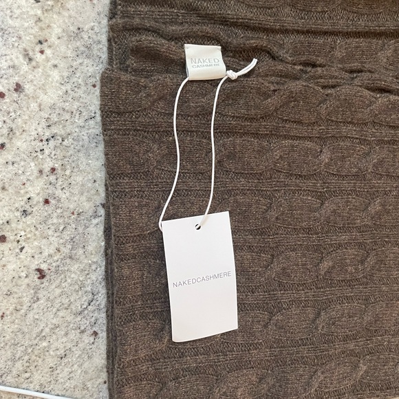 Cable Knit Blanket from NakedCashmere - Picture 5 of 8